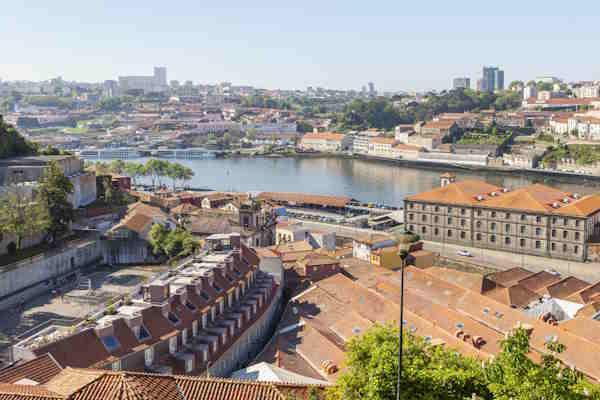 Timbre Virtudes Hotel ปอร์โต ภายนอก รูปภาพ The Douro River in Porto